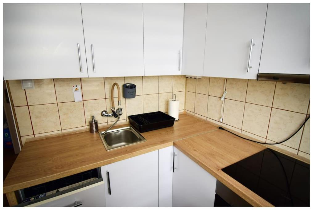 Color 24 Viii Apartment Stalowa Wola